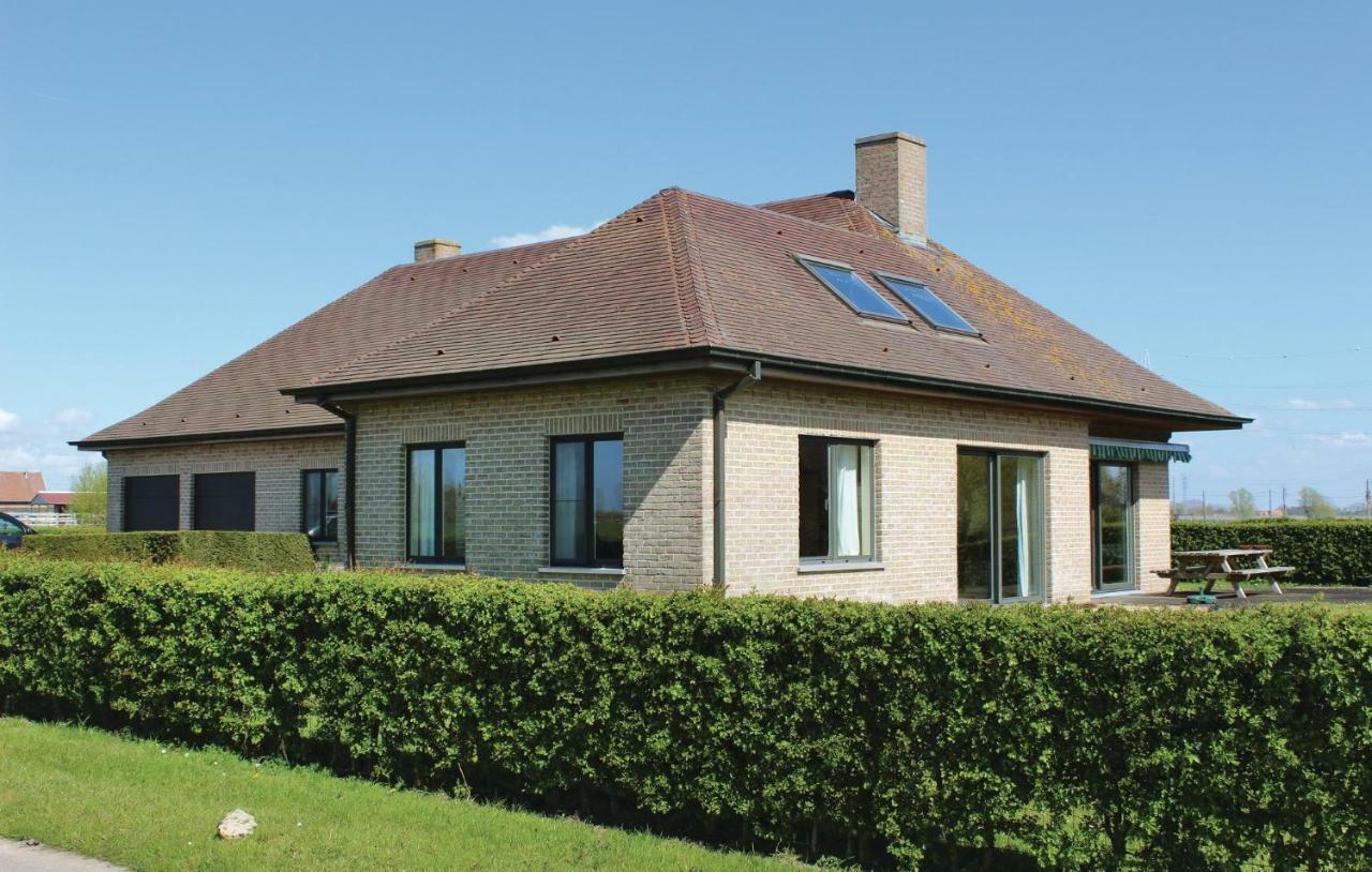 Beautiful Home In Diksmuide With Wifi Екстериор снимка
